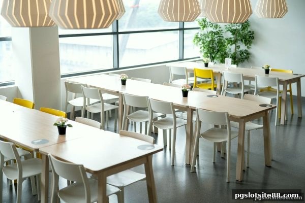 pg电子平台深度解析：真人游戏心理博弈与足球直播互动玩法全攻略