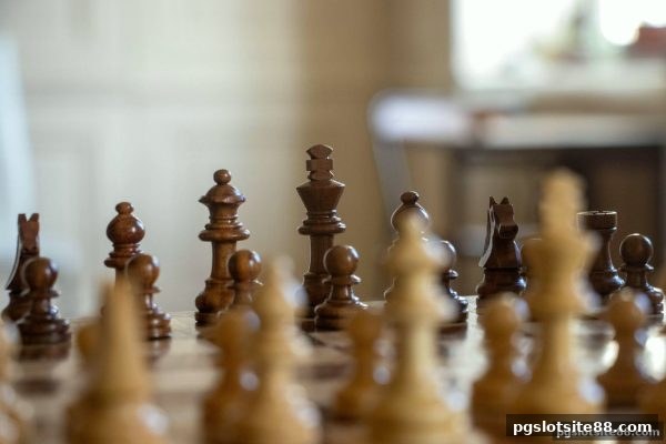 扑克玩法全解析：从经典到创新，pg电子平台带你领略策略魅力